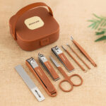 7-in-1 Professional Nail Clipper Set – Anti-Splash Manicure Kit with Protective Case